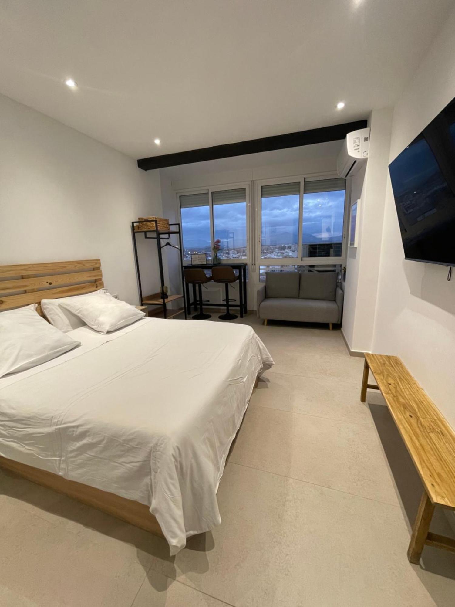 Sky Views Studio In City Centre 알리칸테 외부 사진